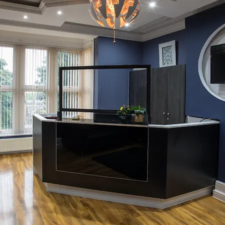 High Bank 2* Leeds (West Yorkshire)