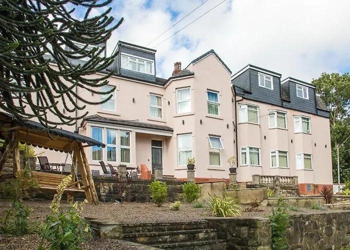 High Bank Отель 2*