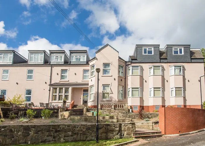 High Bank Отель Лидс