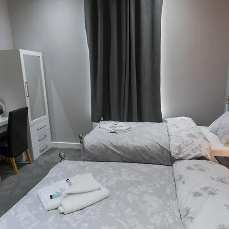 ハイ バンク リーズ