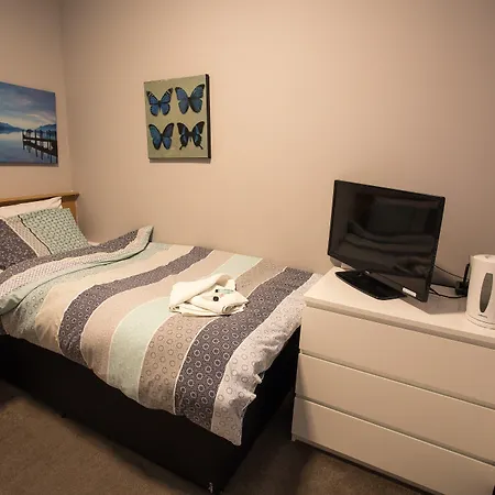 ハイ バンク ホテル リーズ