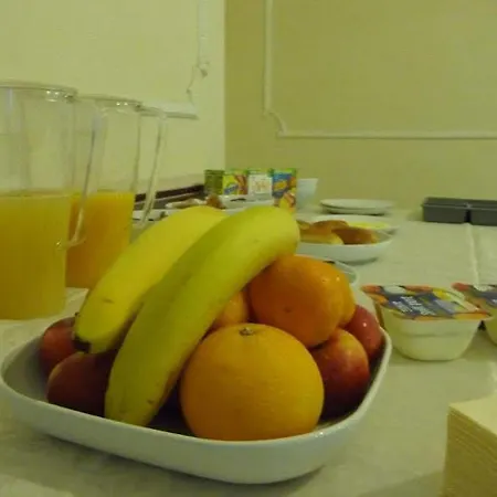 ハイ バンク ホテル